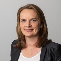 Caroline  HENOT 