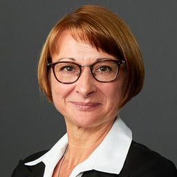 Nadine Gelli