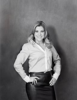 Rosely Cruz, founder and managing partner logo