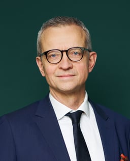 Esben Kjær, Partner logo