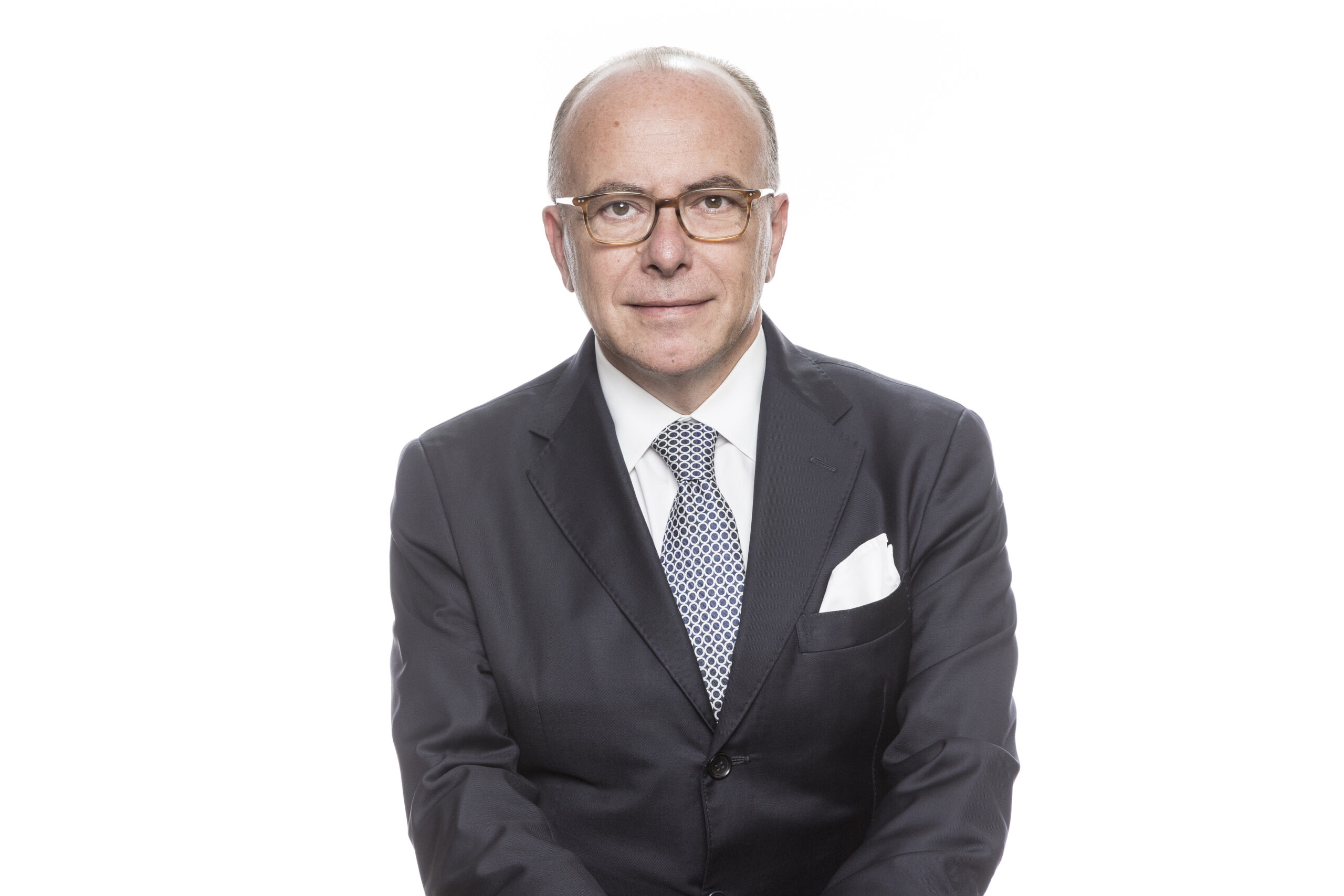 Bernard Cazeneuve photo